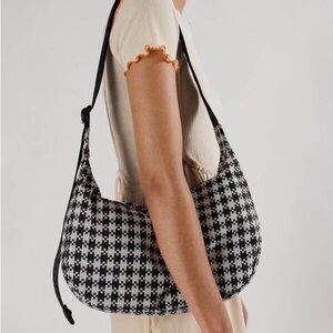 Baggu Medium Nylon Crescent Bag